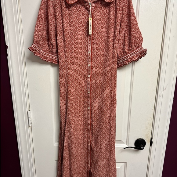 Max Studio Dresses & Skirts - Long Red Patterned Dress with belt